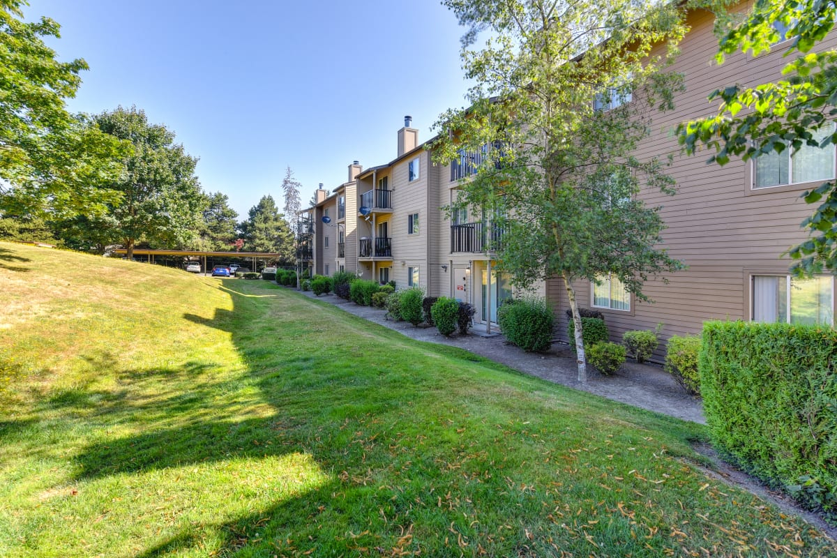 Photos and Video of Eagles Landing Apartments in Everett, WA